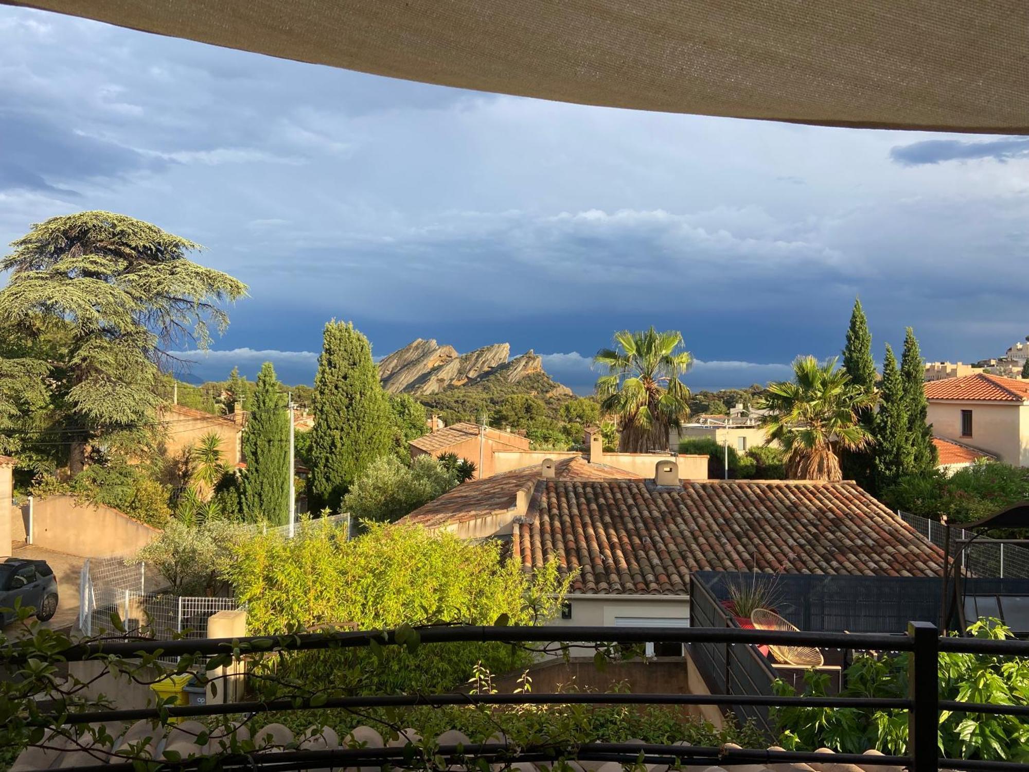 לה קיוטאט Sublime Logement Avec Vue Mer Et Jacuzzi מראה חיצוני תמונה
